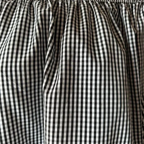 NWOT Roommates Off Shoulder Gingham Black and White 3/4" Puff Sleeve Top Size M - Picture 2 of 9